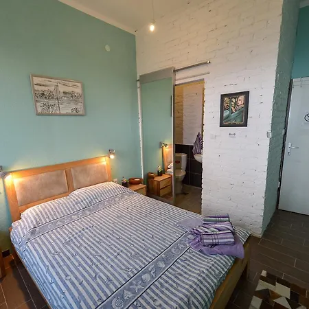 Dream Hostel *