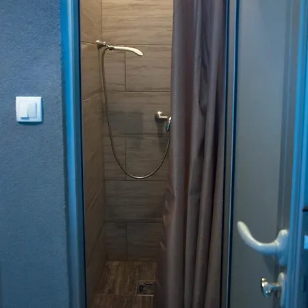 Dream Hostel *